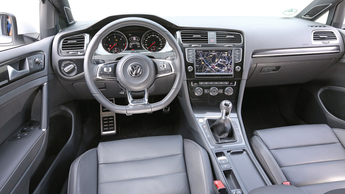 VW Golf GTD, Cockpit