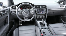 VW Golf GTD, Cockpit