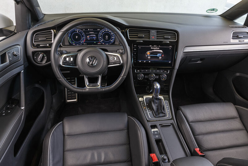VW Golf GTE Interieur