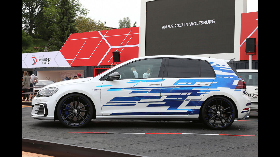 VW Golf GTE Performance Concept