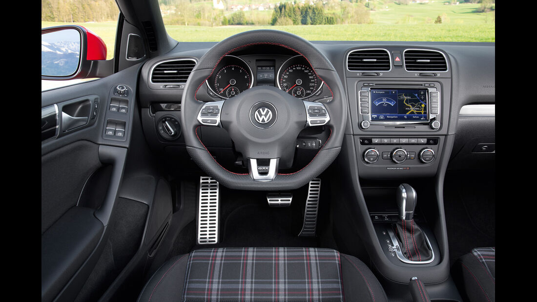 VW Golf GTI Cabriolet, Cockpit
