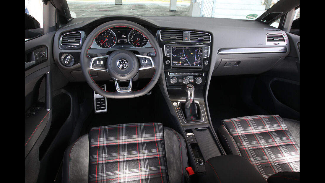 VW Golf GTI, Cockpit, Lenkrad