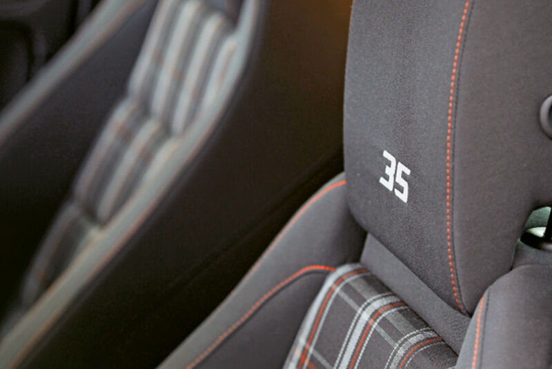 VW Golf GTI Edition 35, Sitze