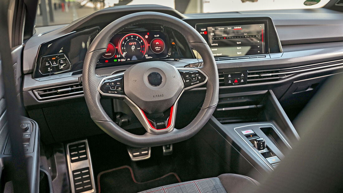 VW Golf GTI, Interieur