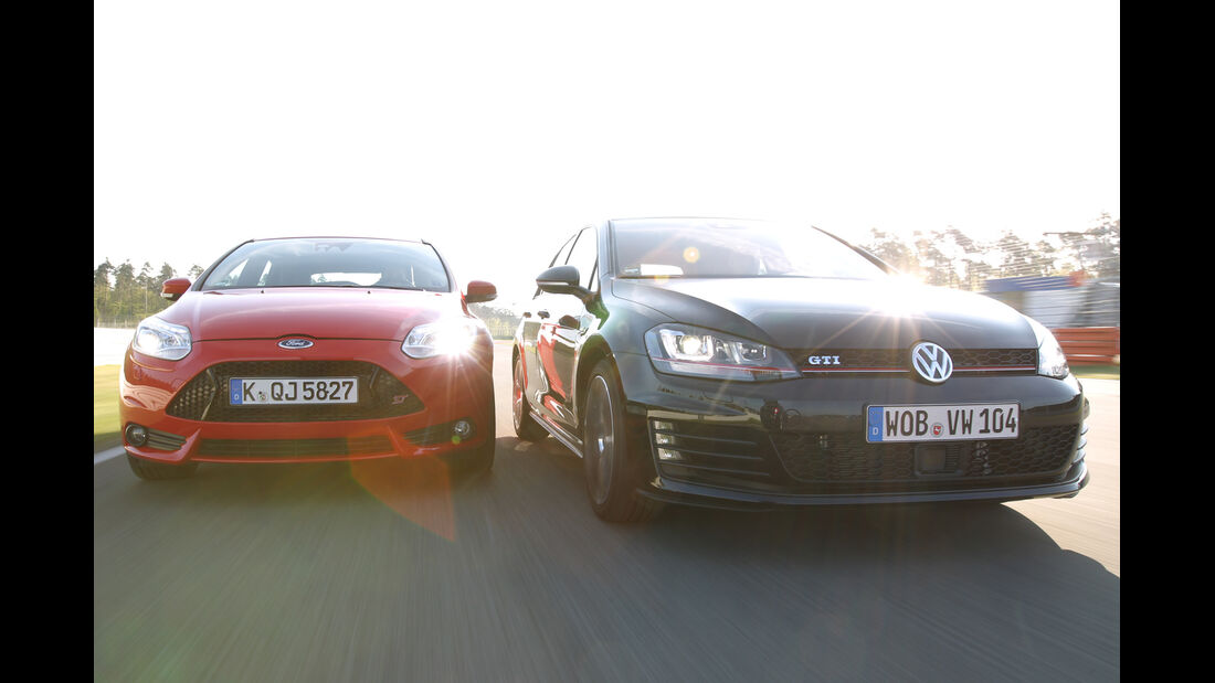 VW Golf GTI Performance, Ford Focus ST, Frontansicht