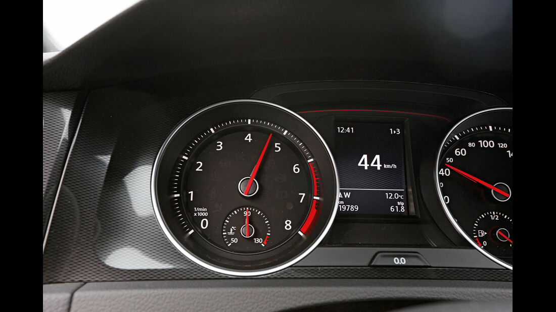 VW Golf GTI Performance, Rundinstrumente