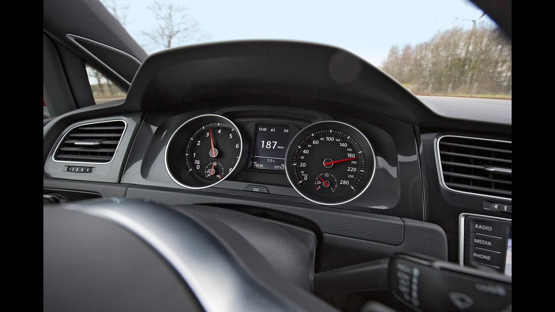 VW Golf GTI VII Performance - Kompaktsportwagen - Gebrauchtwagen