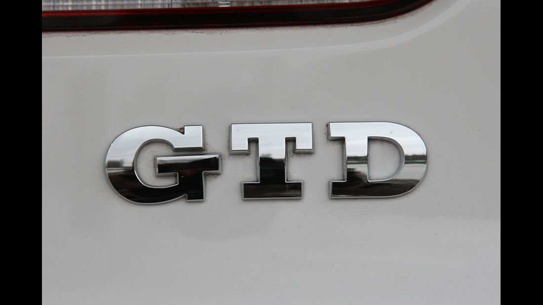 VW Golf GTI vs Golf GTD