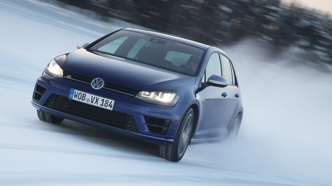 VW Golf R, Frontansaicht, Driften