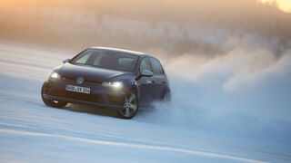 VW Golf R, Frontansicht, Driften