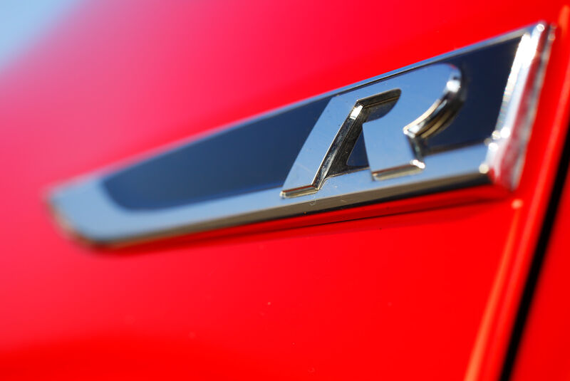 VW Golf R, Typenbezeichnung