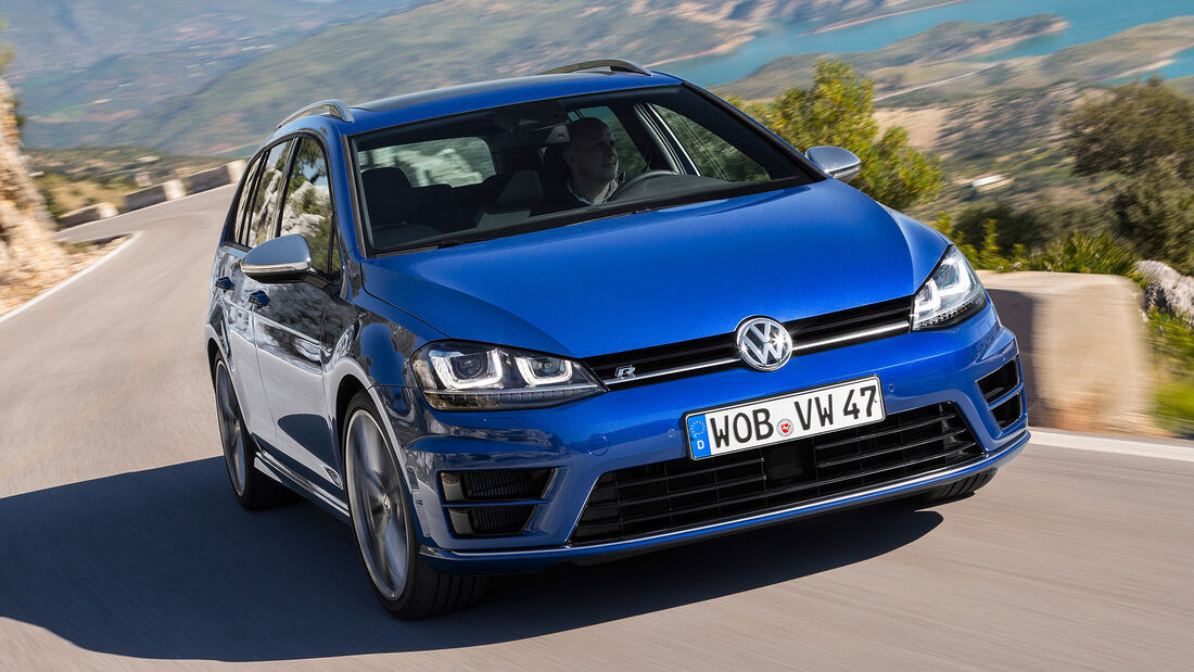 VW Golf R Variant