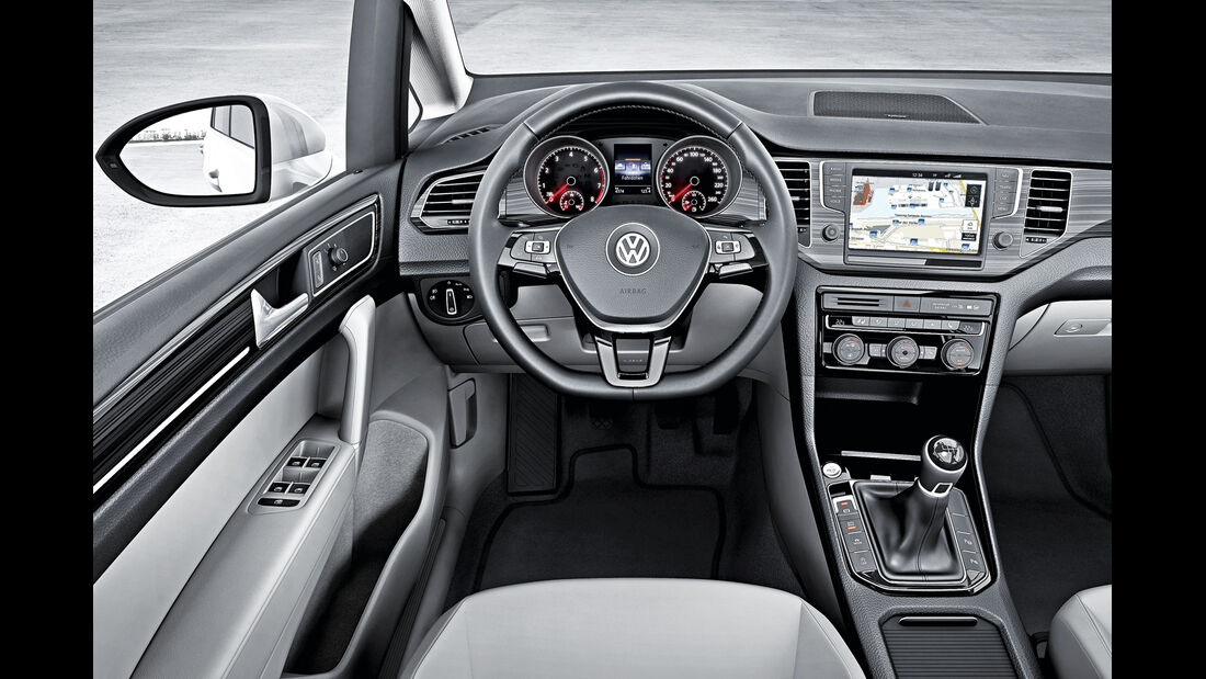 VW Golf Sportsvan, Cockpit