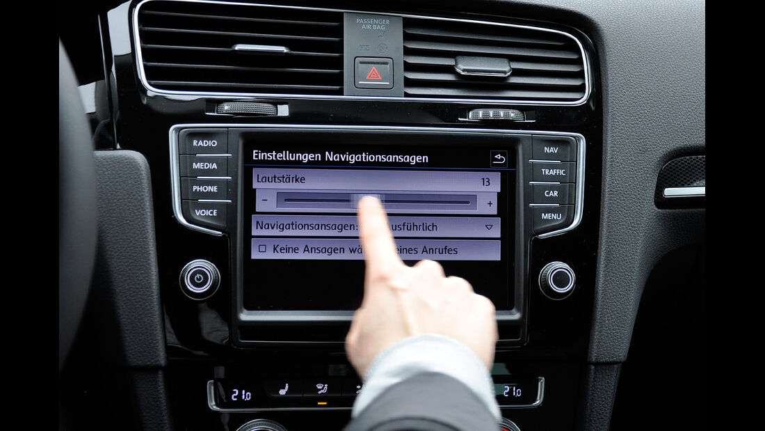 VW Golf VII, Innenraum, Infotainmentsystem, Navigation