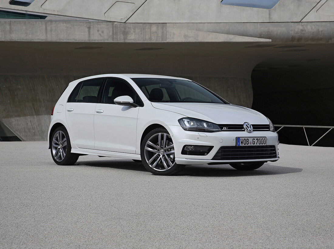 R-Line für den VW Golf VII: Golf mit sportlicherer Optik - auto motor ...