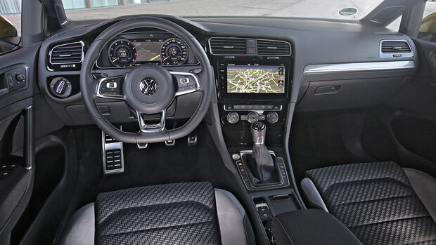 VW Golf Variant 1.5 TSI ACT Highline, Interieur