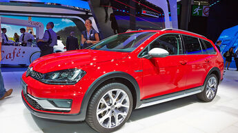 VW Golf Variant Alltrack Paris 2014