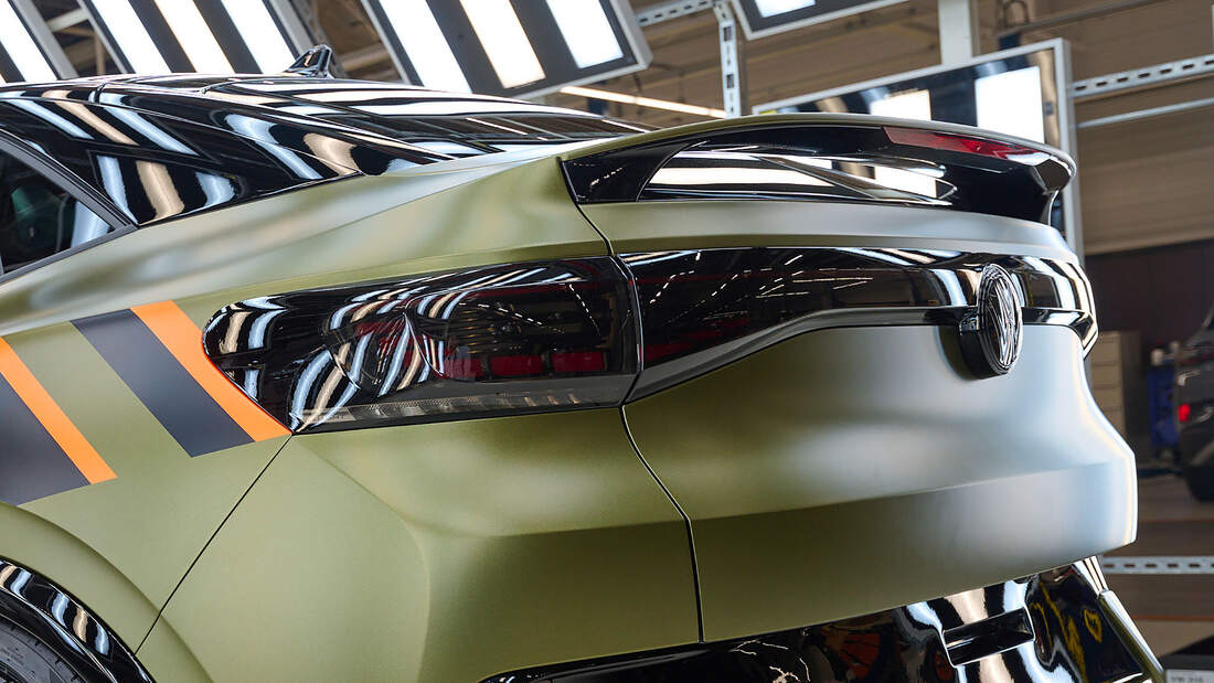 VW ID.5 GTX Xcite AzubiShowcar Mit LamboLack und ESkateboard AUTO