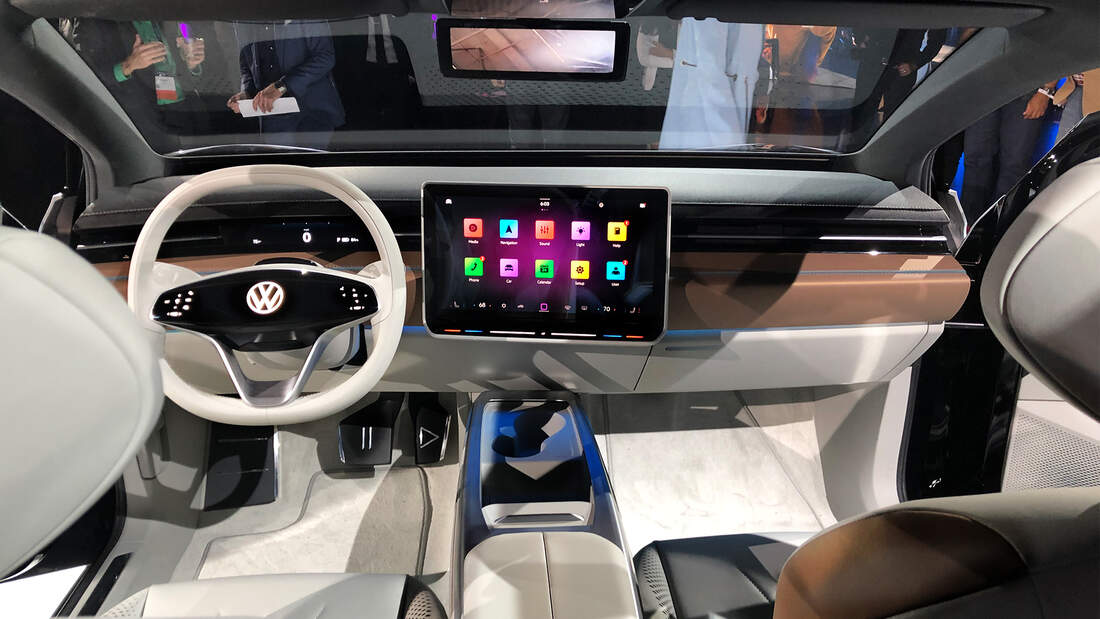 VW ID. Space Vizzion im ersten Check: Kombi á la Passat Variant? | AUTO