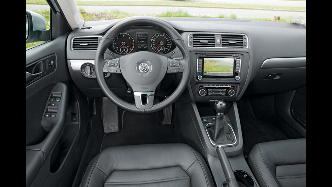 VW Jetta 1.6 TDI, Cockpit