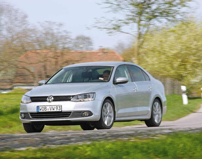 Vw Jetta Im Fahrbericht Lohnt Sich Der Diesel Jetta Auto Motor