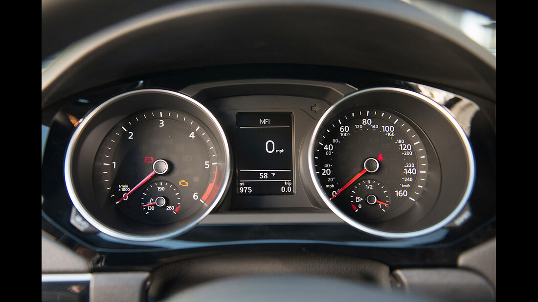 VW Jetta 2014, Innenraum, Cockpit