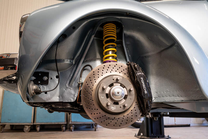 VW Käfer 1303 von Knepper Bugs & More mit Elektroantrieb