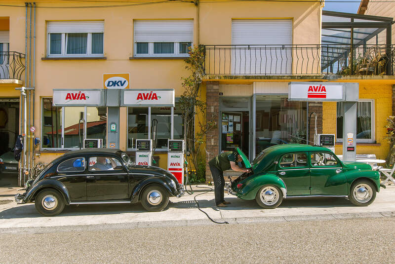 VW Käfer, Renault 4CV