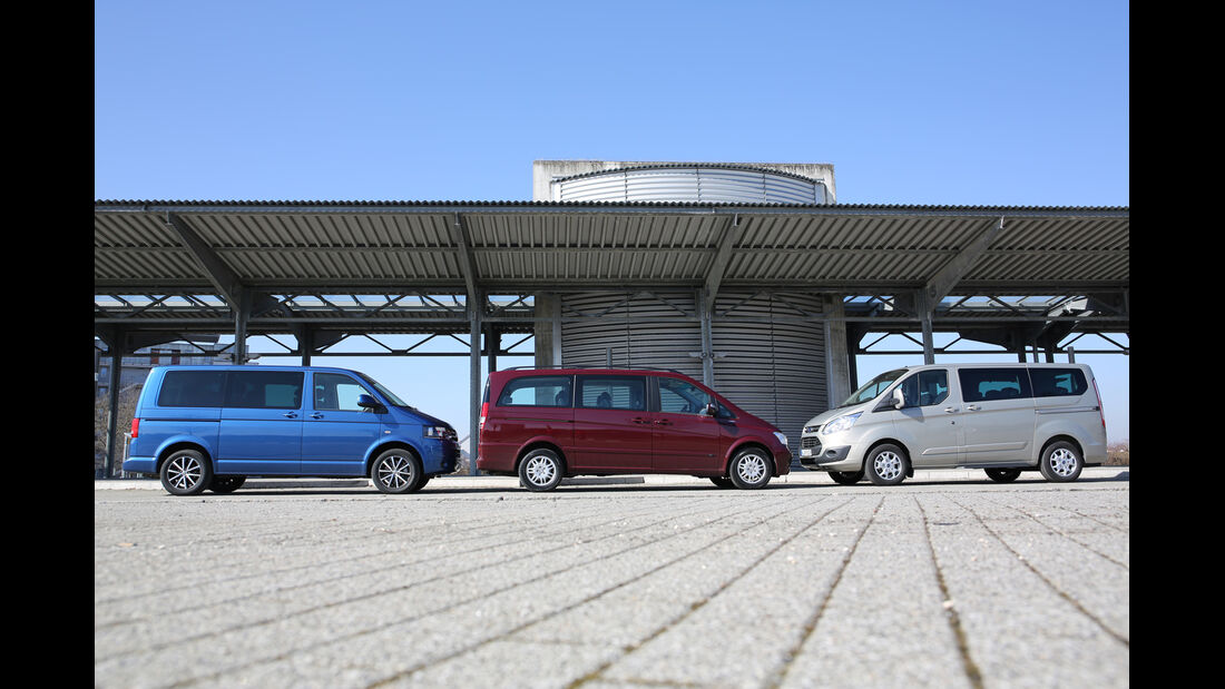VW Multivan 2.0 TDI, Mercedes Viano 2.0 CDI, Ford Tourneo Custom, Seitenansicht