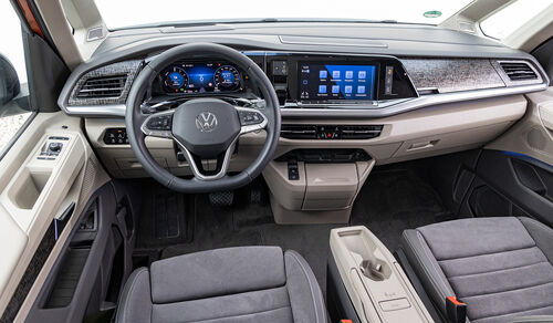 VW Multivan eHybrid, Cockpit