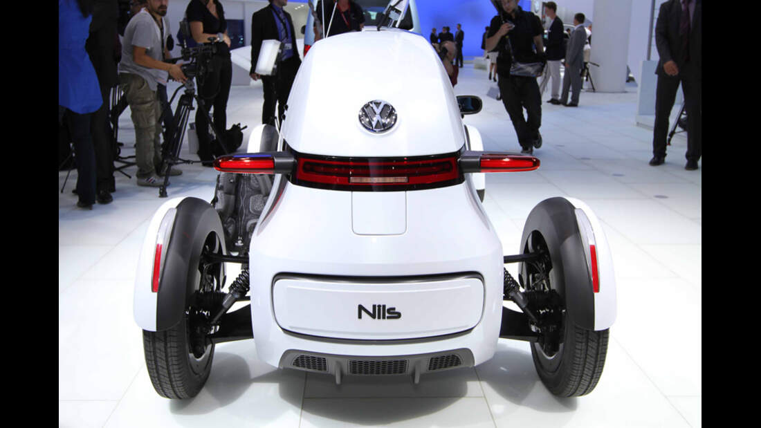 VW Nils Stadtauto auf der IAA: Elektro-Einsitzer für Pendler | AUTO ...