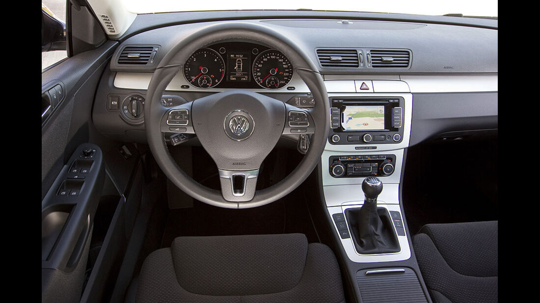 VW Passat Blue TDI Cockpit