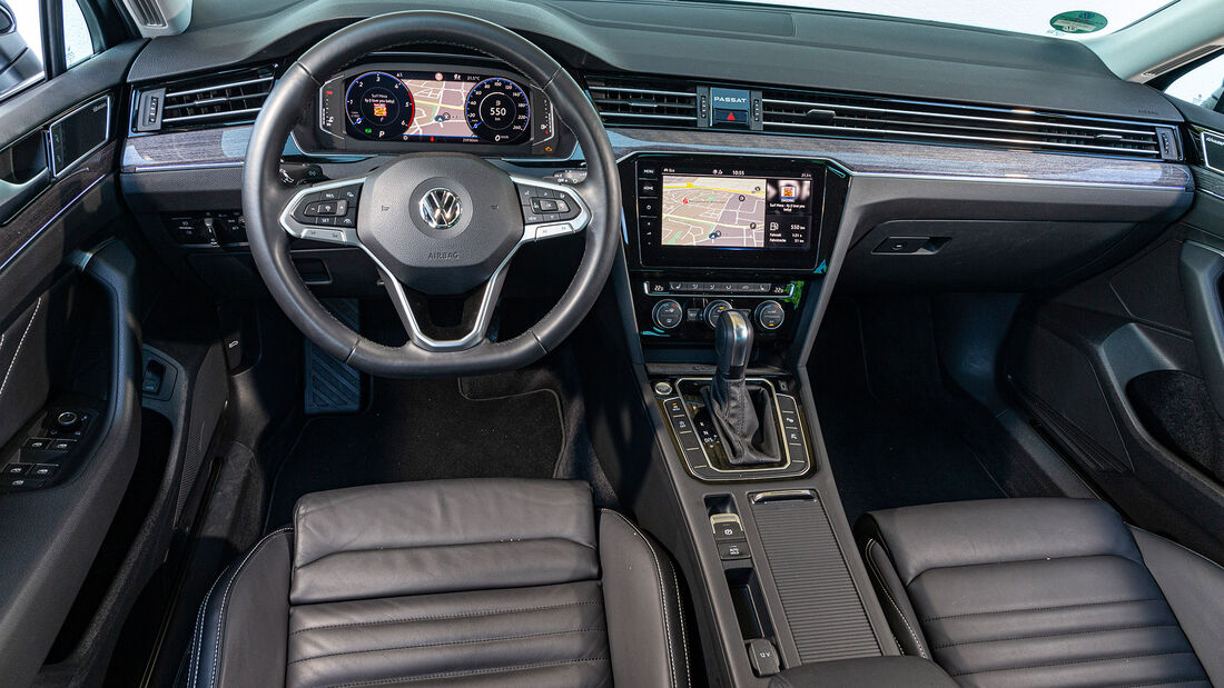 VW Passat Variant 2.0 TDI Elegance, Interieur