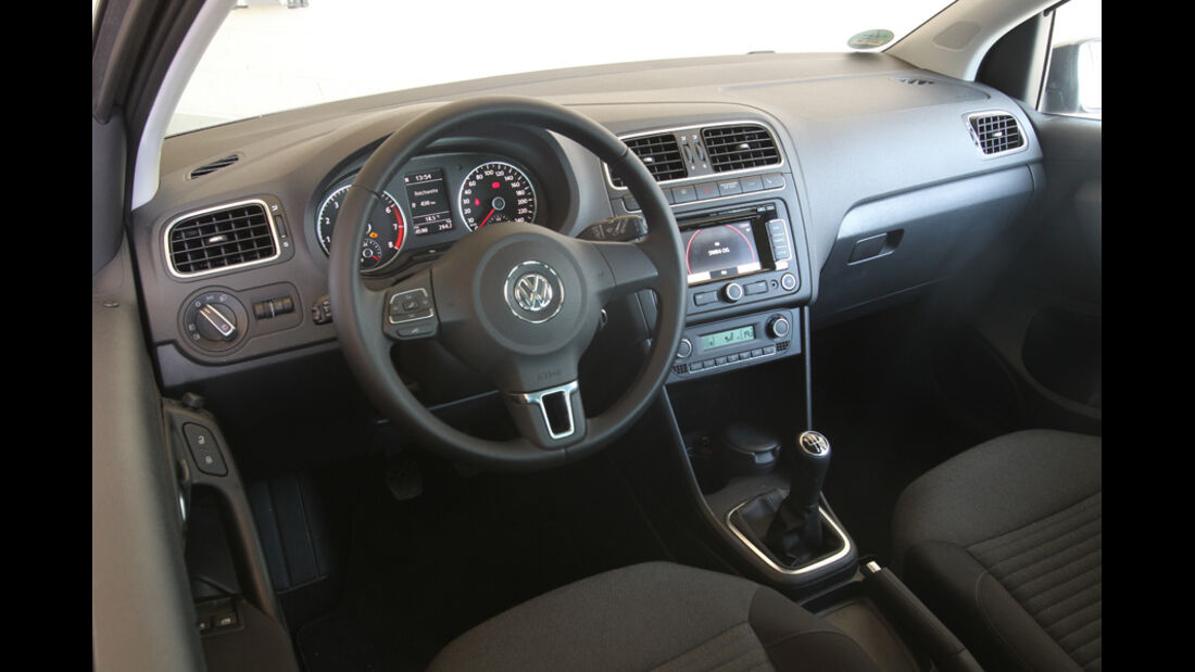 VW Polo 1.6 BiFuel, Lenkrad, Cockpit