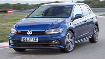 VW Polo VI GTI (2018) AW 2G blau dynamisch Front