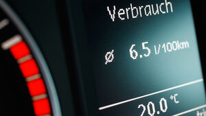 VW Scirocco 1.4 TSI, Verbrauch, Detail, Bildschrim, Anzeige