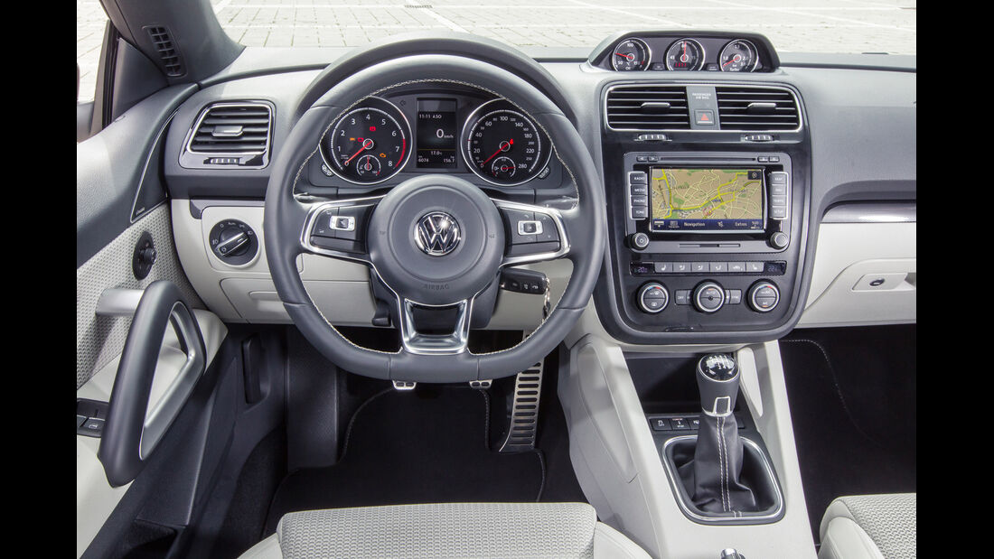 VW Scirocco 2.0 TSI, Cockpit