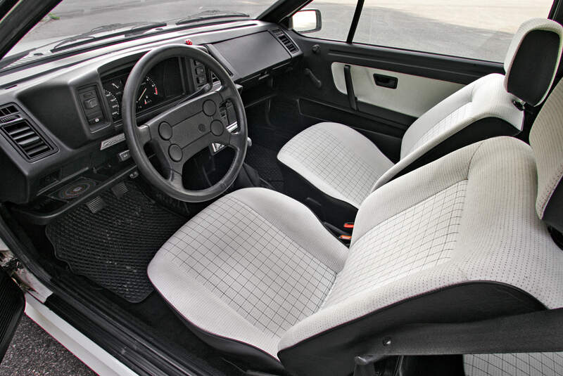 VW Scirocco II, Cockpit, Sitze