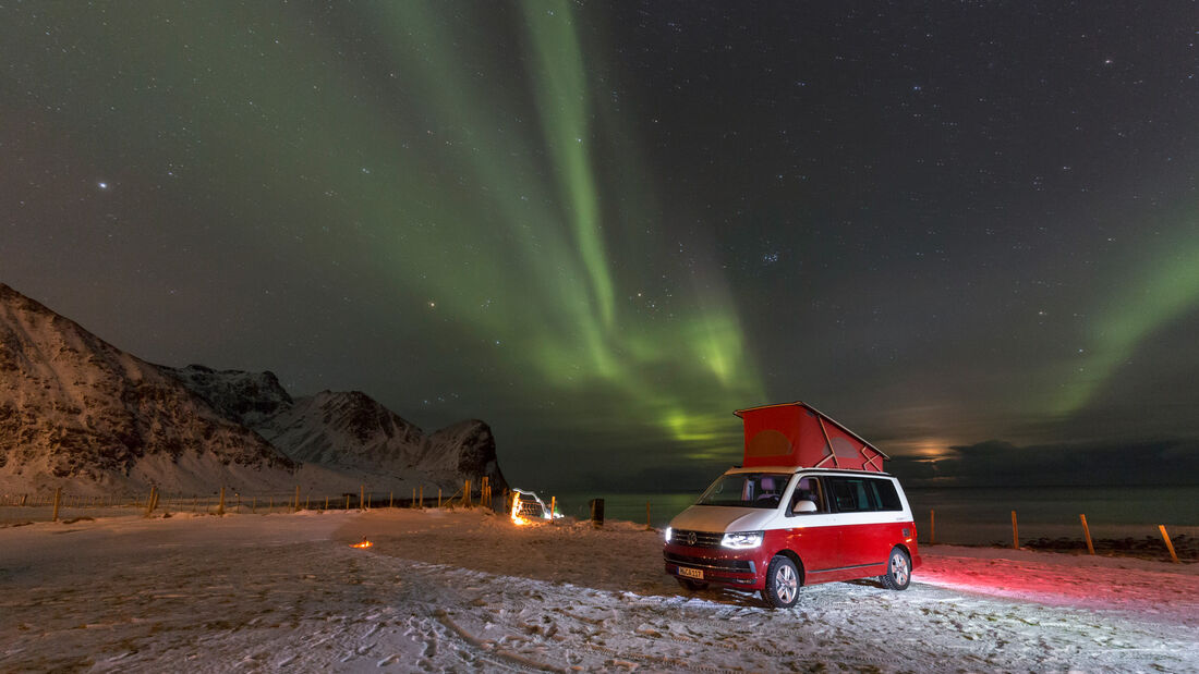 VW T6 California Bulli Camping Lofoten Norwegen