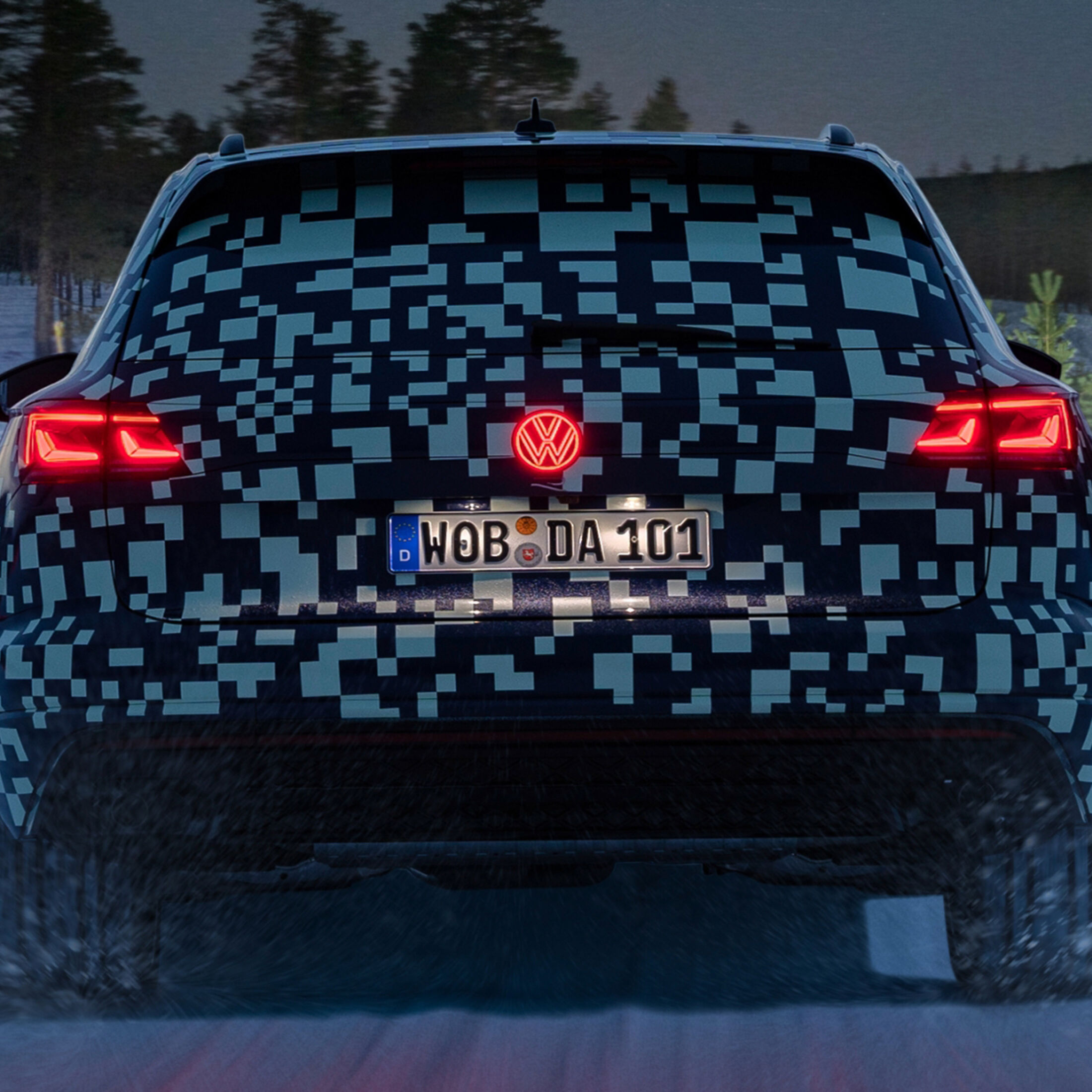Neuer VW Touareg erhält leuchtende Logos