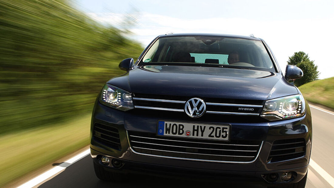 VW Touareg Hybrid Front