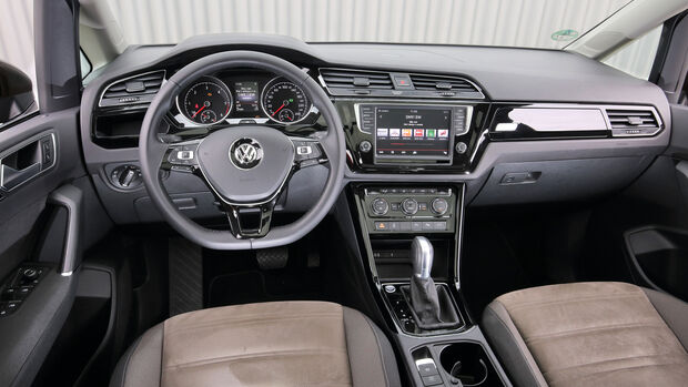 VW Touran 2.0 TDI, Cockpit