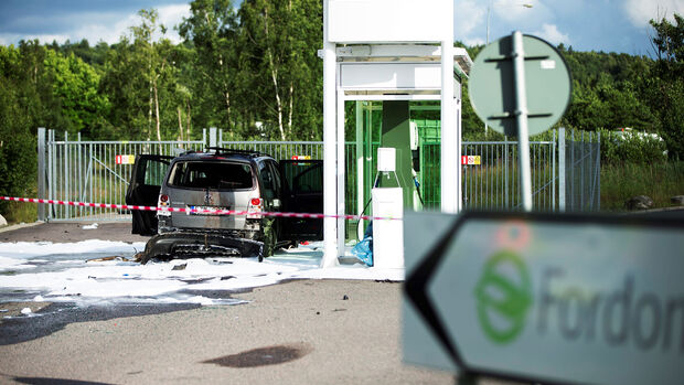 VW Touran Erdgas Tankstelle Explosion Schweden