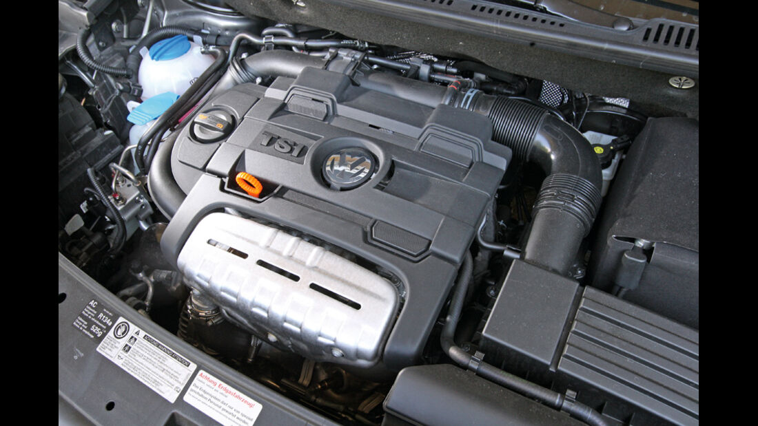 VW Touran TSI Ecofuel, Motor, Motorraum