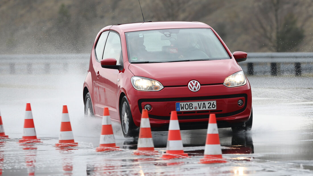 VW Up, Aquaplaning