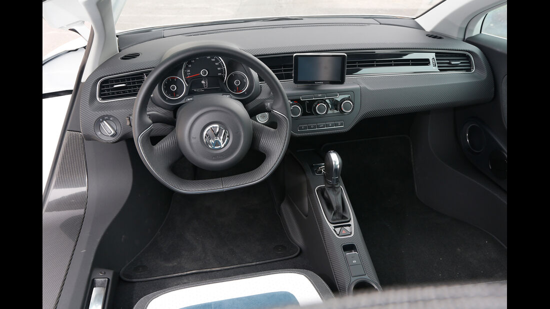 VW XL1, Lenkrad, Cockpit