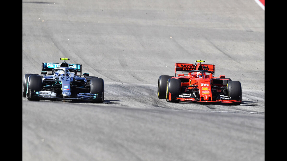 Valtteri Bottas - Mercedes - Charles Leclerc - Ferrari - GP USA 2019 - Austin - Rennen