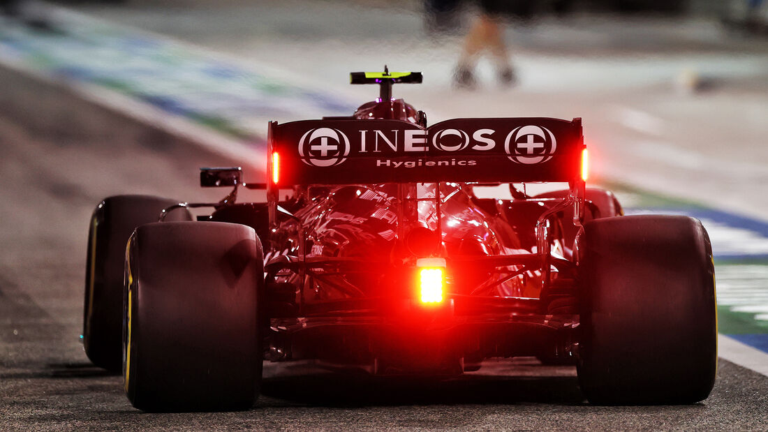Valtteri Bottas - Mercedes - Formel 1 - GP Bahrain - Freitag - 26.3.2021
