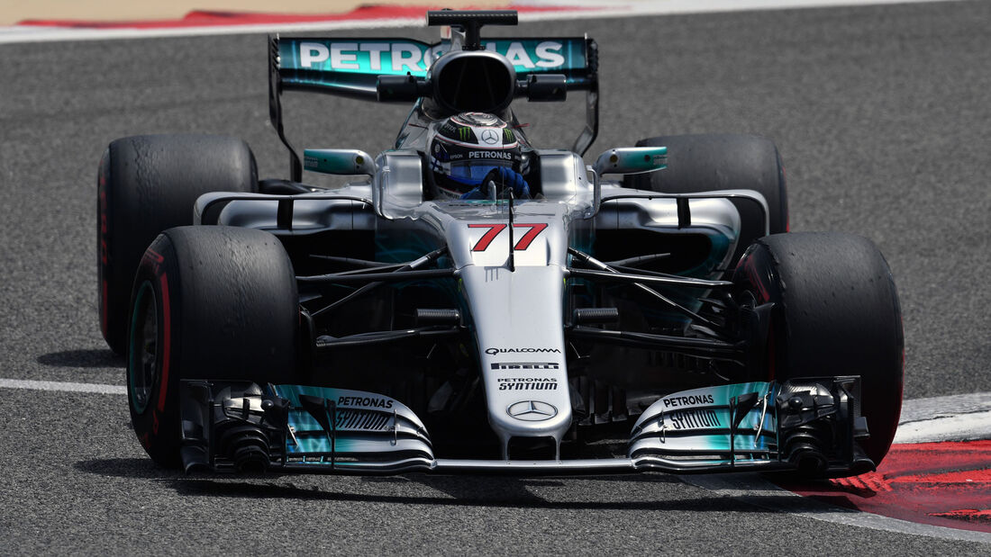 Valtteri Bottas - Mercedes - Formel 1 - Testfahrten - Bahrain - Mittwoch - 19.4.2017