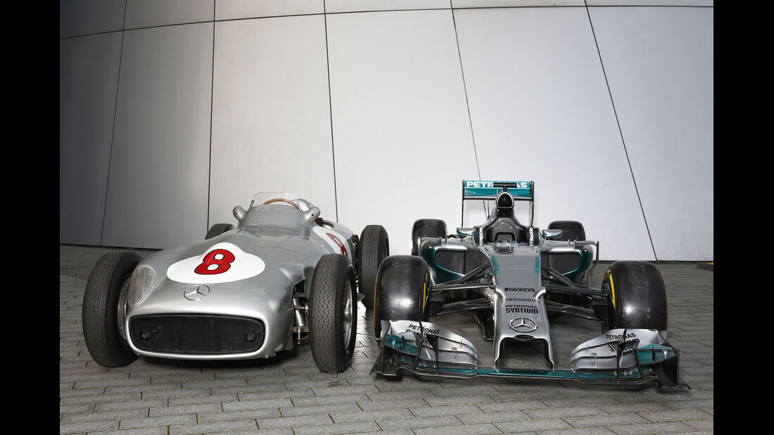Vergleich: Mercedes W196 vs. AMG W05 - 2015
